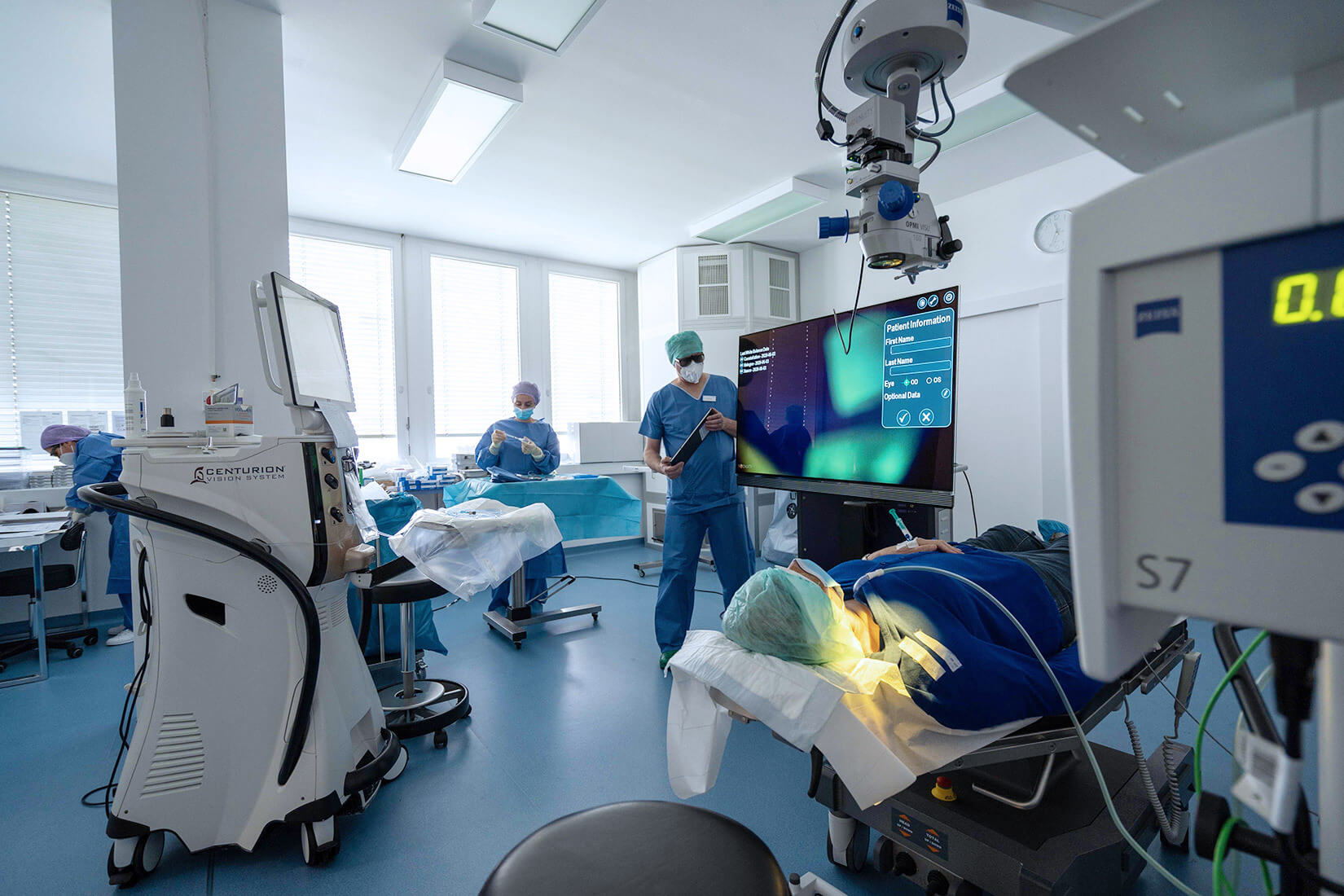 Operation Grauer Star (Katarakt OP) bei Augenarzt Bányai Augenheilkunde