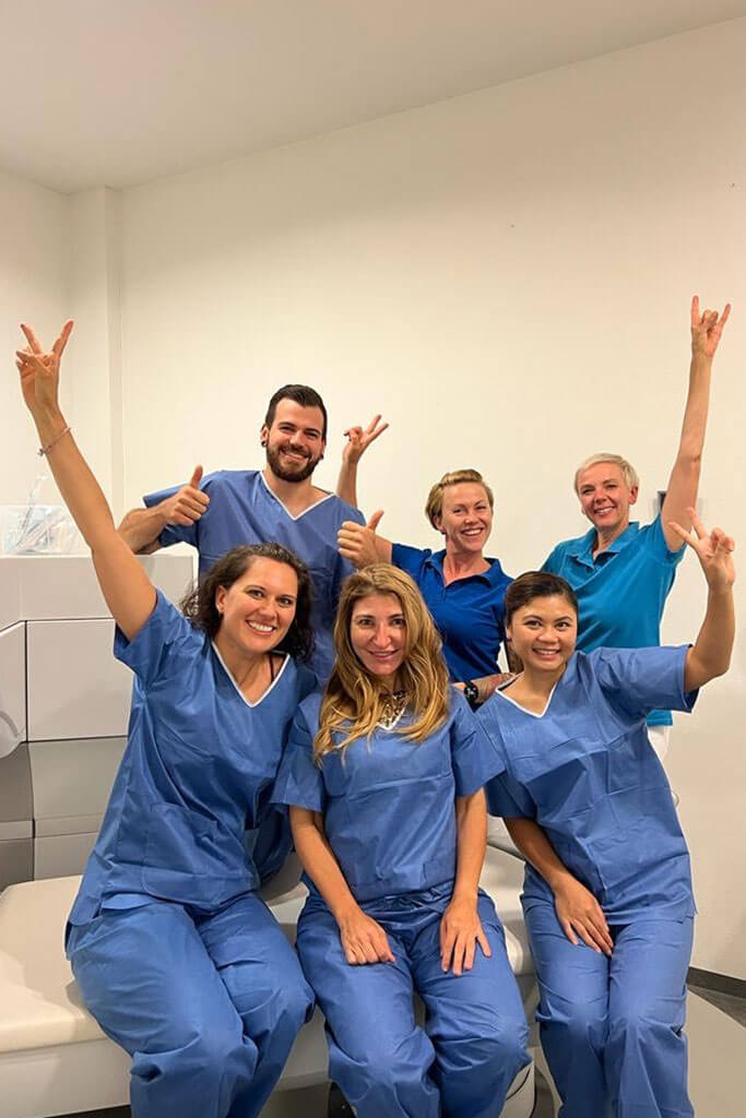 Doctor-medic Liliana Bányai Augenarzt und Augen lasern