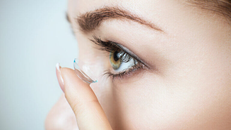 Kontaktlinsen & Tipps für beschwerdefreies Tragen